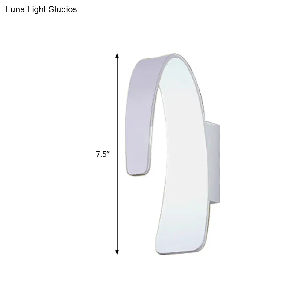 Sleek Aluminum Led Wall Sconce For Cozy Living Rooms - Warm/White Light