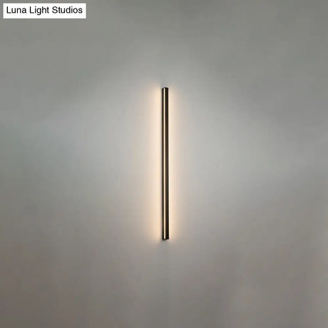 Sleek Black Led Wall Sconce For Hallways - Linear Flush Mount Design