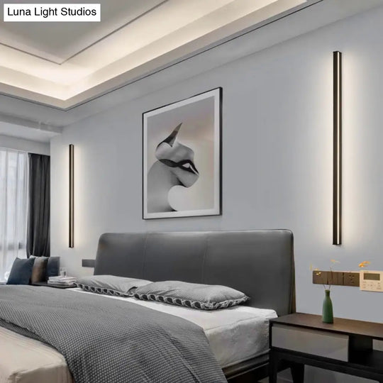 Sleek Black Led Wall Sconce For Hallways - Linear Flush Mount Design