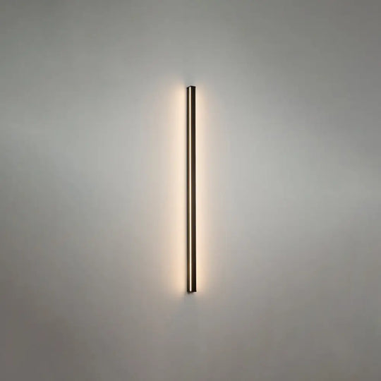 Sleek Black Led Wall Sconce For Hallways - Linear Flush Mount Design / Warm 31.5