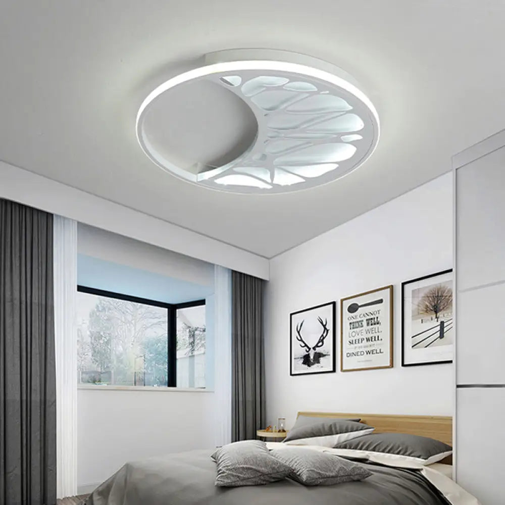 Sleek Crescent Led Flush Ceiling Light: Modern Acrylic White Lamp For Living Room / 16’