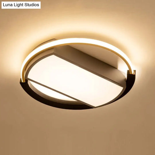 Sleek Geometric Acrylic Led Flush Mount Ceiling Light In Gold-Black