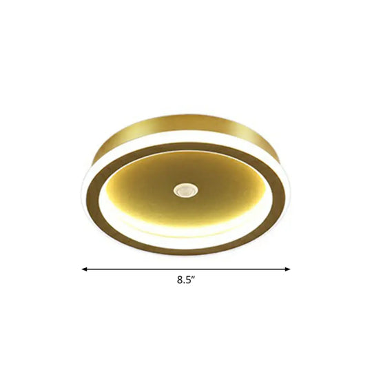 Sleek Geometric Led Ceiling Light - Minimalist Metal Flush Mount Fixture For Corridors Gold / Round