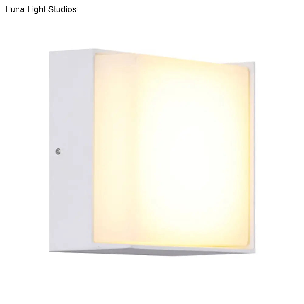 Sleek Metal And Acrylic Wall Sconce: Simplistic Round/Square Shade With Warm/White Led Lighting For