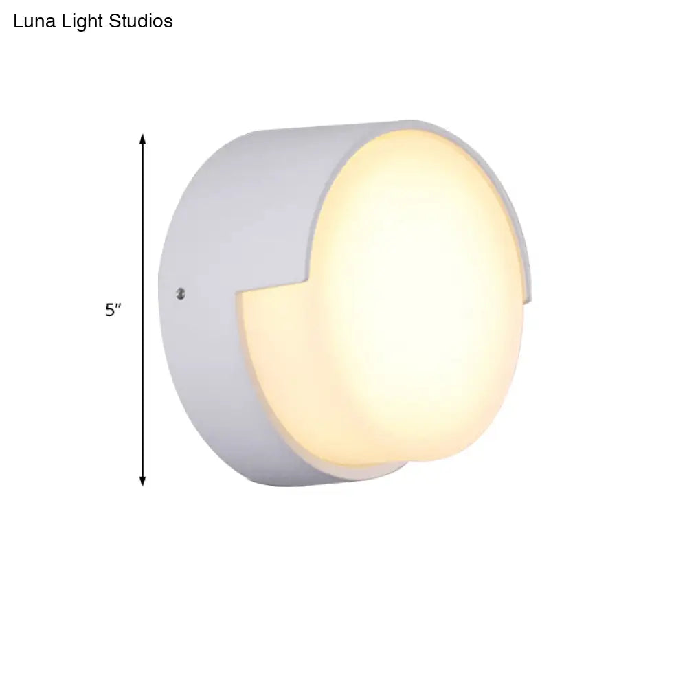 Sleek Metal And Acrylic Wall Sconce: Simplistic Round/Square Shade With Warm/White Led Lighting For