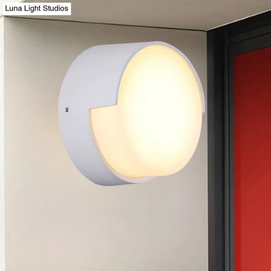 Sleek Metal And Acrylic Wall Sconce: Simplistic Round/Square Shade With Warm/White Led Lighting For