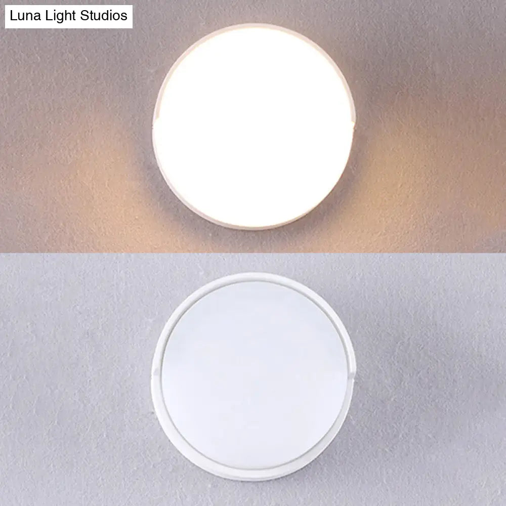 Sleek Metal And Acrylic Wall Sconce: Simplistic Round/Square Shade With Warm/White Led Lighting For