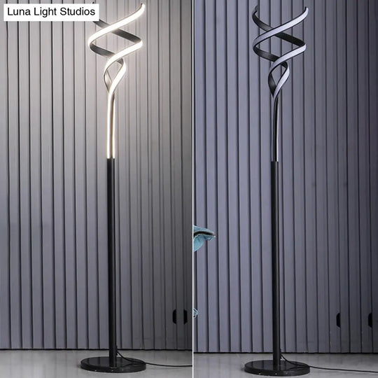 Sleek Spiral Led Floor Lamp With Metallic Accents For Modern Living Room