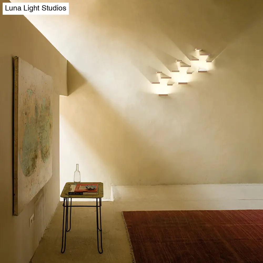 Sleek White Wall Washer Light: Simplistic Metallic Sconce For Stairway Illumination