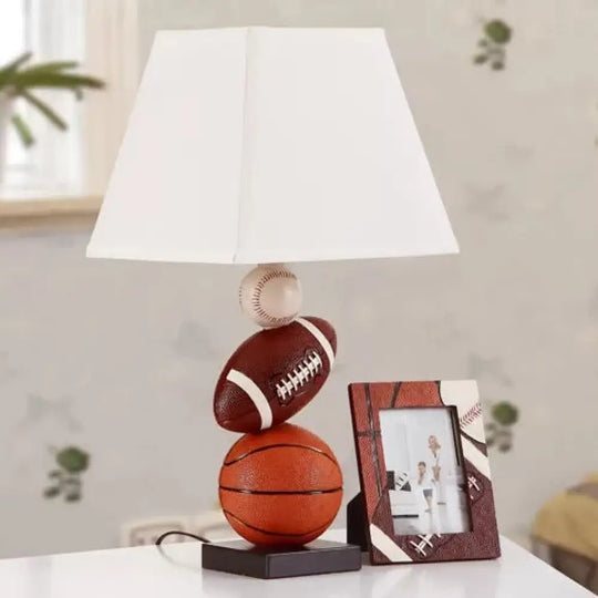 Sports Style Resin Basketball Desk Lamp With Fabric Shade For Boys Bedroom - 1-Bulb Reading Light