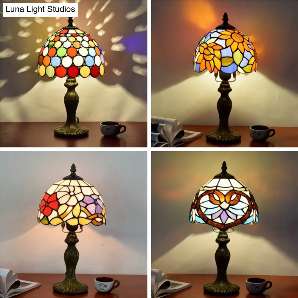 Stained Art Glass Dome Table Lamp - Unique Nightstand Lighting For Living Room Décor