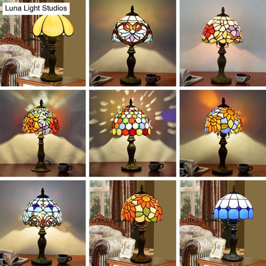 Stained Art Glass Dome Table Lamp - Unique Nightstand Lighting For Living Room Décor