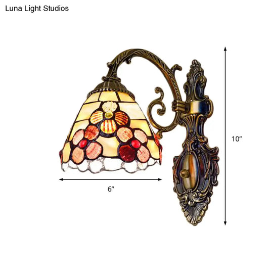 Stained Glass 1-Light Wall Sconce In Antique Brass With Bowl Shape And Flower Pattern