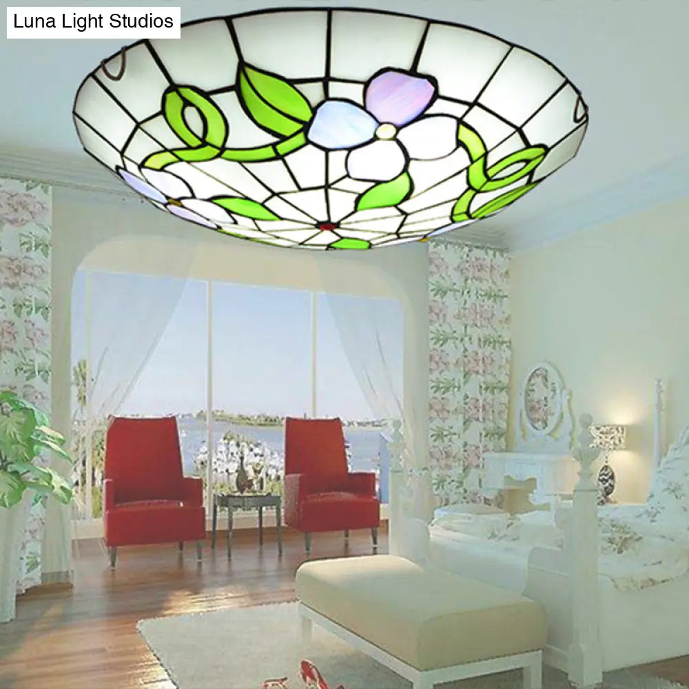 Stained Glass Tiffany-Style Flower Flush Mount Ceiling Light