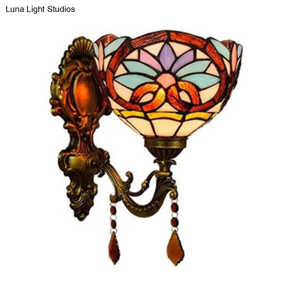 Stained Glass Victorian Wall Sconce With Brass Mount - 1 Light Fixture