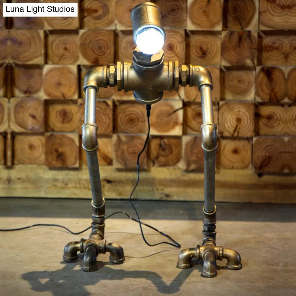 Steampunk Silver Iron Nightstand Lamp: Long-Legged Pipe Man Bedside Table Light With Warm/White