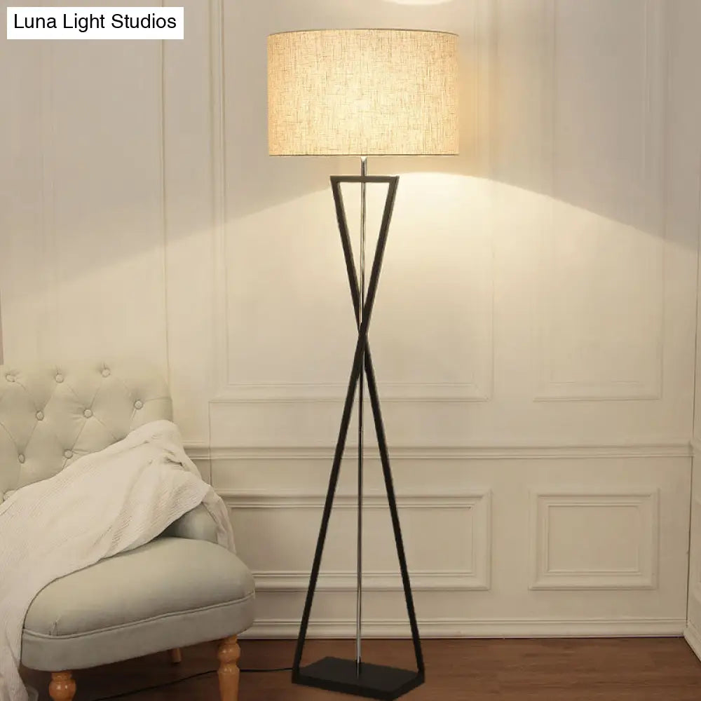 Stylish Hourglass Metal Floor Lamp With Artistic Drum Shade - Perfect For Living Rooms