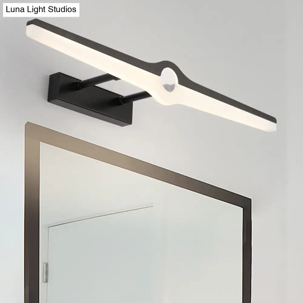 Stylish Led Wall Mount Light With Aluminum And Acrylic Design - Black/White (16/29 Dia)