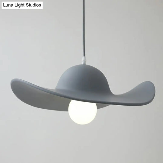 Stylish Wide-Brimmed Hat Pendant Lamp For Minimalist Living Room Decor