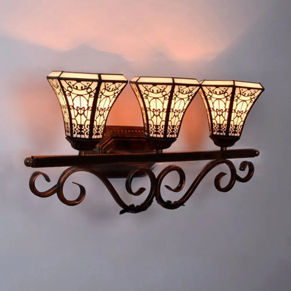 Tiffany Antique Wall Light With Glass Pattern - 3 Lights For Study Room In Beige