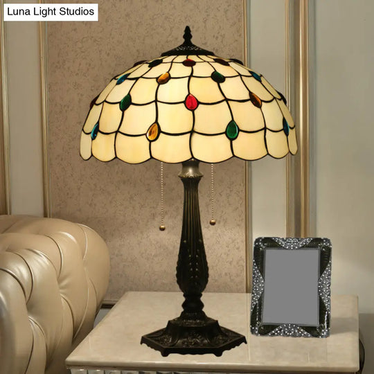 Tiffany Style Beaded Table Light With Stained Glass Shade Antique Brass Nightstand Lamp For Bedside