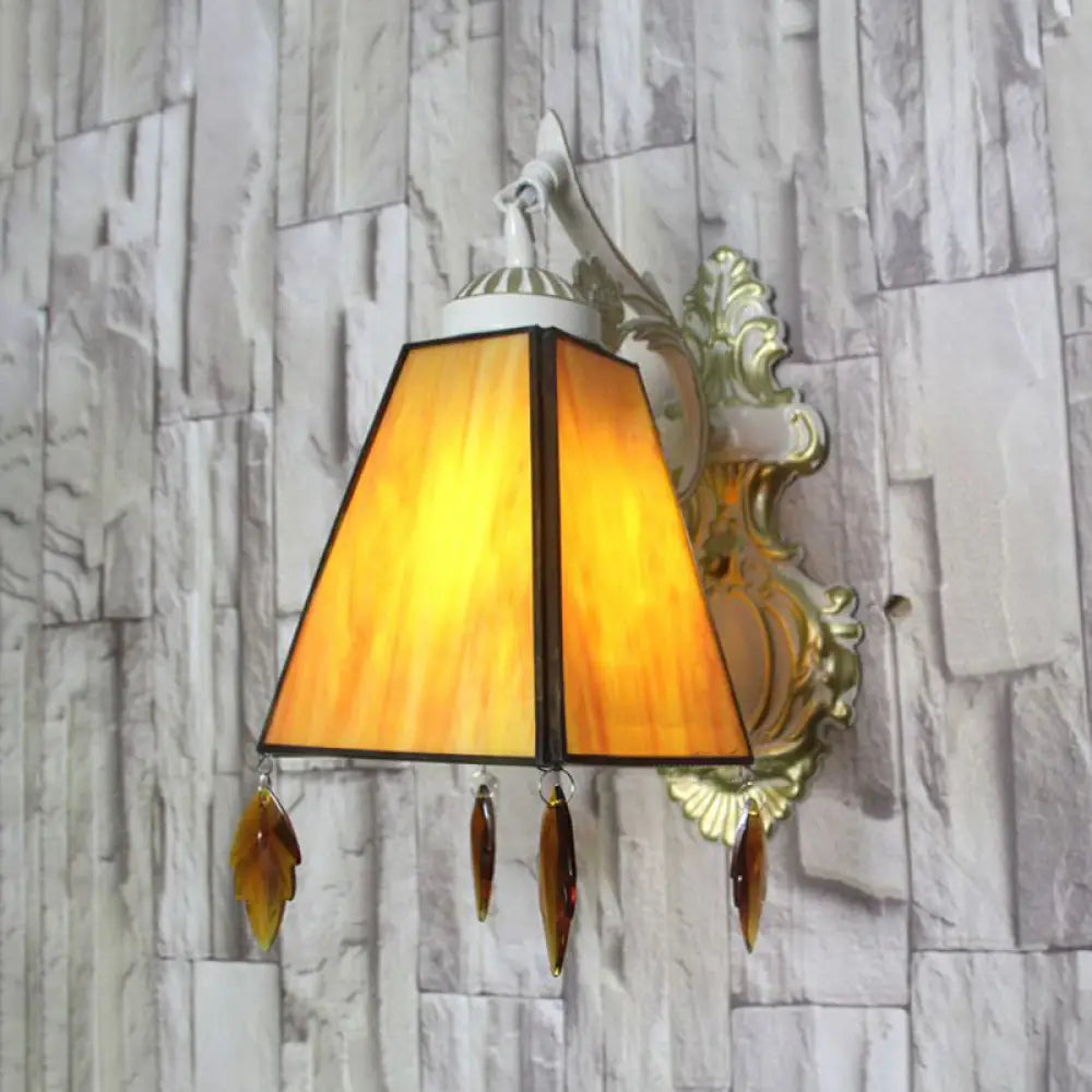 Tiffany Style Geometric Wall Sconce With Stained Glass & Leaf Pendant Amber