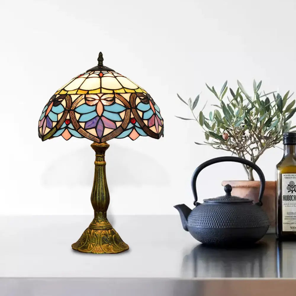 Tiffany Victorian Stained Glass Desk Lamp With Antique Brass Finish - Ideal For Living Room 1 Light