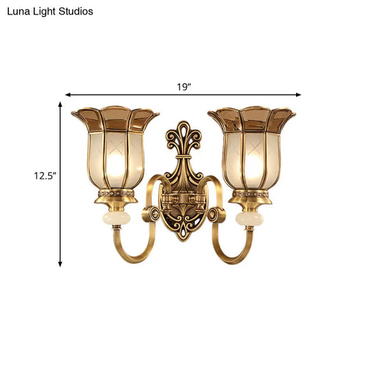 Traditional Brass Flower Metal Wall Sconce - Living Room Lighting Fixture (1/2-Bulb)