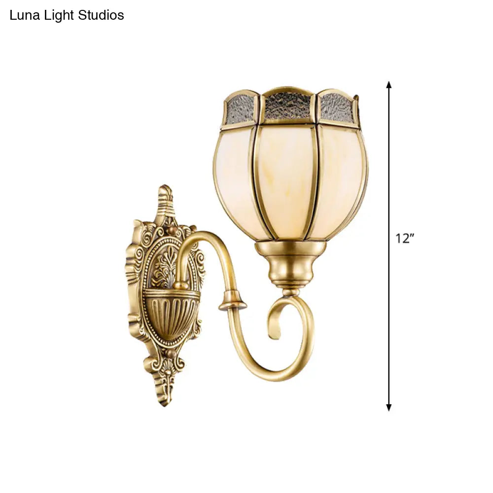 Traditional Brass Metal 1/2-Head Flower Sconce Light Fixture For Bedroom