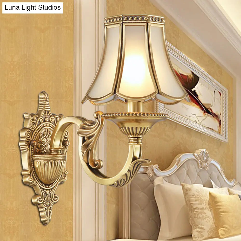 Traditional Brass Metal Wall Sconce Light Fixture For Bedroom