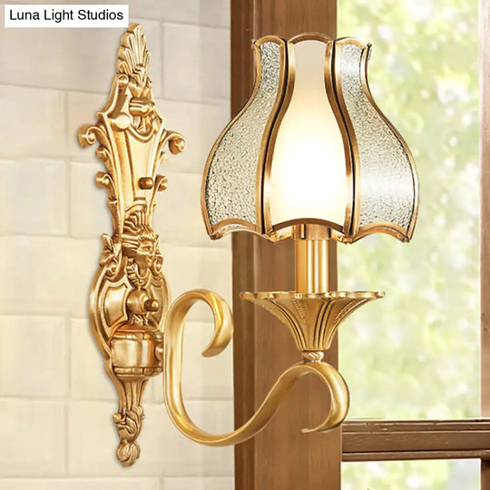 Traditional Brass Wall Sconce With Curvy Design - 1/2 Heads Ideal For Living Room