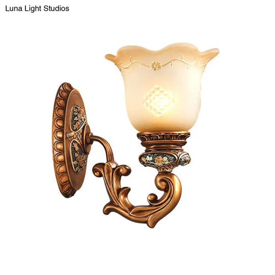 Traditional Cream Glass Scalloped-Edge Wall Sconce - Bedroom Light Kit With 1-Light Brass Design