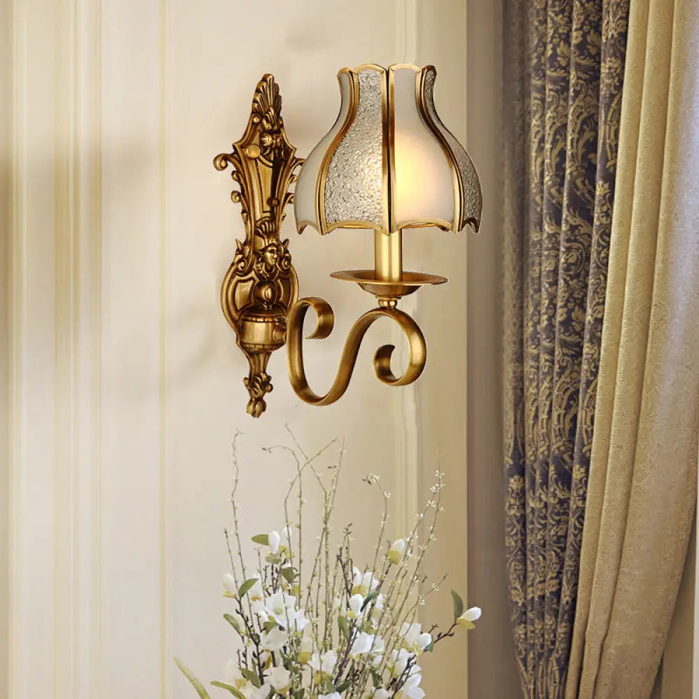 Traditional Curved Brass Wall Sconce With 1/2-Light For Living Room 1 /