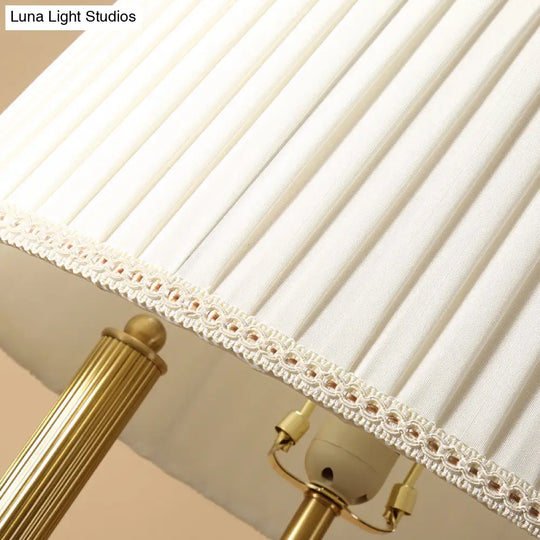 Traditional Fabric Barrel Table Lamp With Brass Base - White Light For Living Room Nightstand