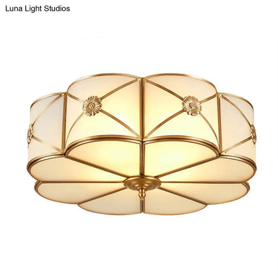 Traditional Glass Brass Close-To-Ceiling Light Fixture - Clover Flush Mount