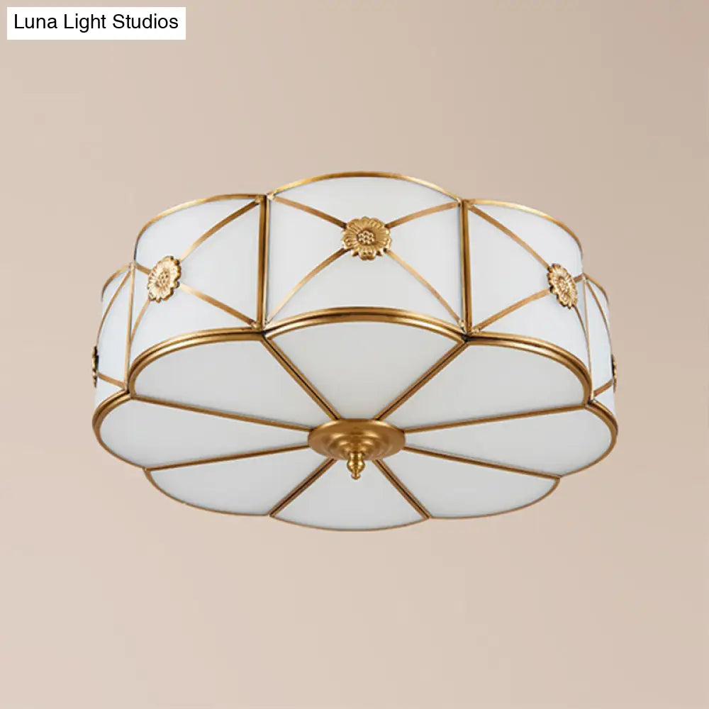 Traditional Glass Brass Close-To-Ceiling Light Fixture - Clover Flush Mount