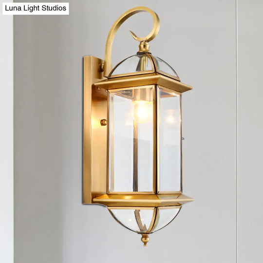 Traditional Gold Metal Wall Sconce With Curved Arm And Bulb - Stylish Living Room Light Fixture