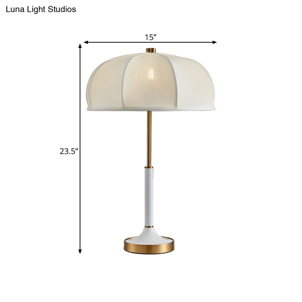 Traditional Gold Single Bulb Desk Lamp - Elegant Fabric Umbrella Nightlight For Living Room