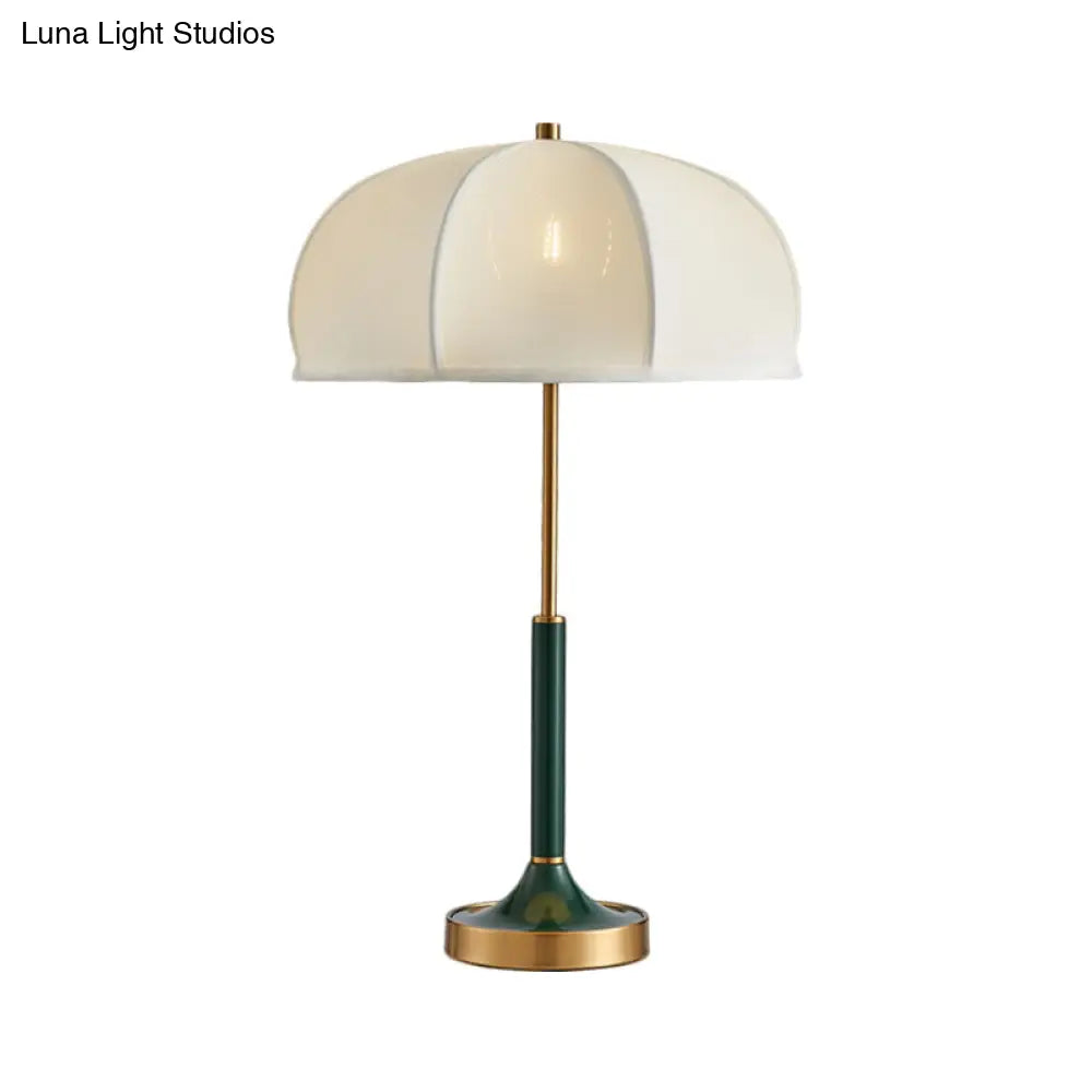 Traditional Gold Single Bulb Desk Lamp - Elegant Fabric Umbrella Nightlight For Living Room