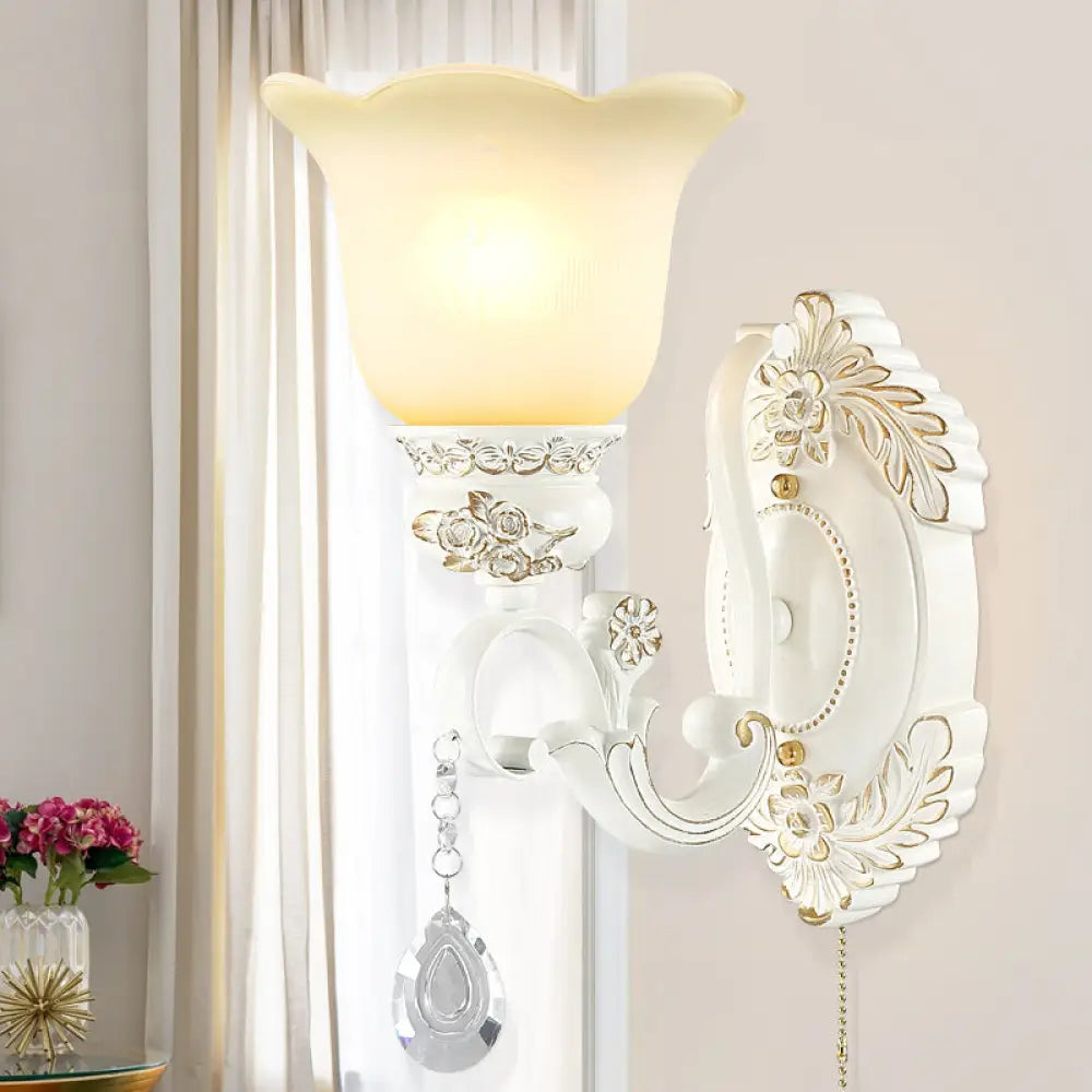 Traditional Ivory Glass Wall Sconce Light Fixture - White Scalloped Design Ideal For Dining Rooms 1