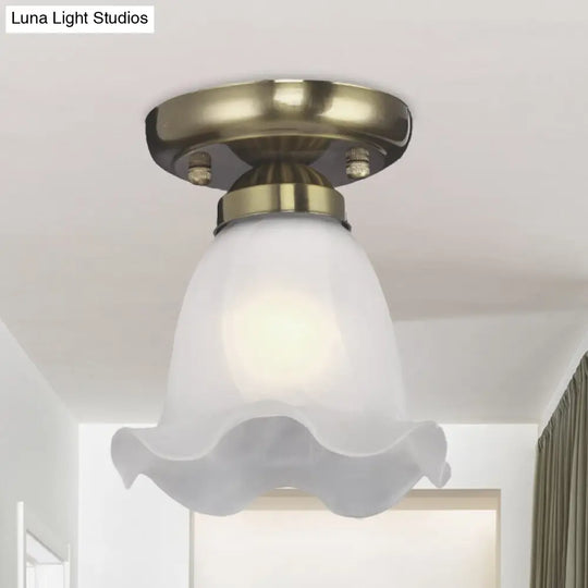 Traditional Scalloped Ceiling Light With Cream Glass And 1 Bulb In Bronze/Brass/Copper Flushmount