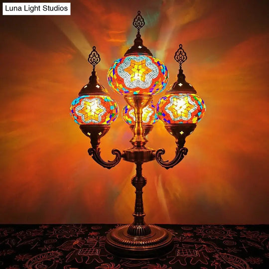 Traditional Stained Glass Candelabra Task Lamp - Bedside Nightstand With 4 Lights In