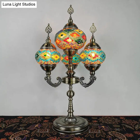 Traditional Stained Glass Candelabra Task Lamp - Bedside Nightstand With 4 Lights In