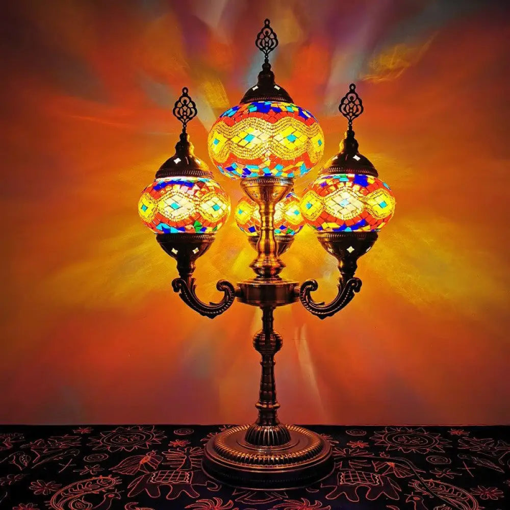 Traditional Stained Glass Candelabra Task Lamp - Bedside Nightstand With 4 Lights In