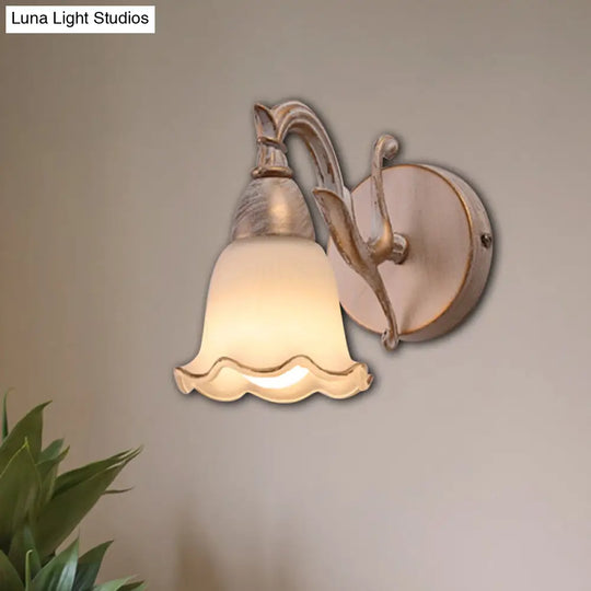 Traditional Style Wall Mounted Light With Petal Shade - Copper/White