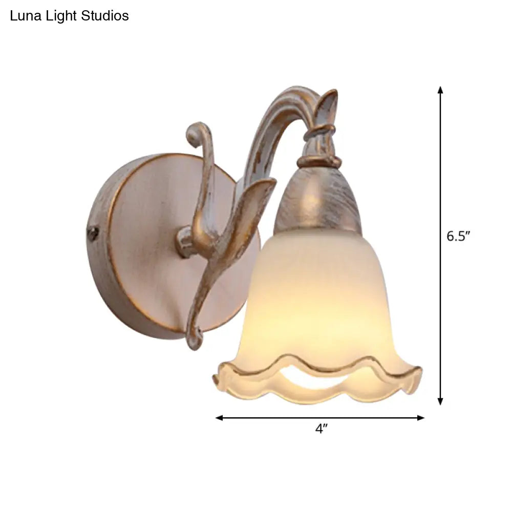 Traditional Style Wall Mounted Light With Petal Shade - Copper/White