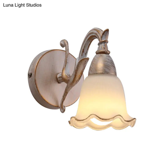 Traditional Style Wall Mounted Light With Petal Shade - Copper/White