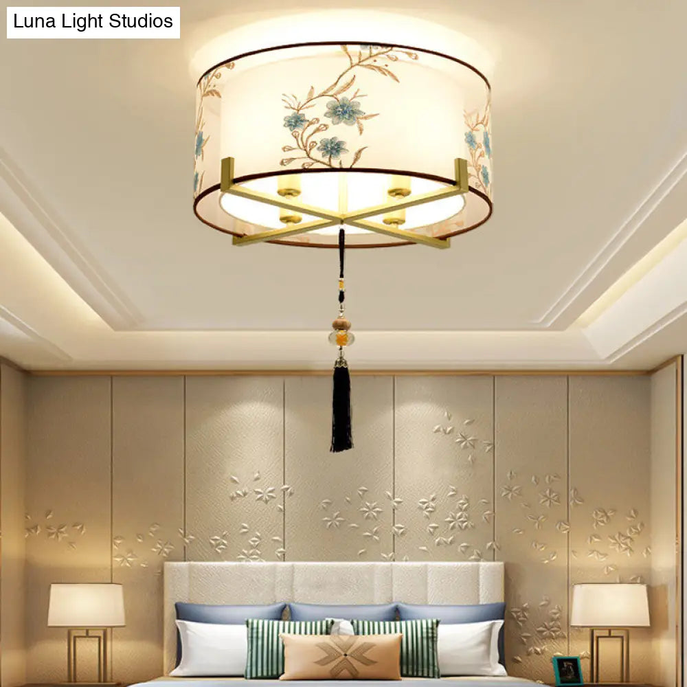 Traditional Style White Fabric Flush Mount Lamp With 4 Lights