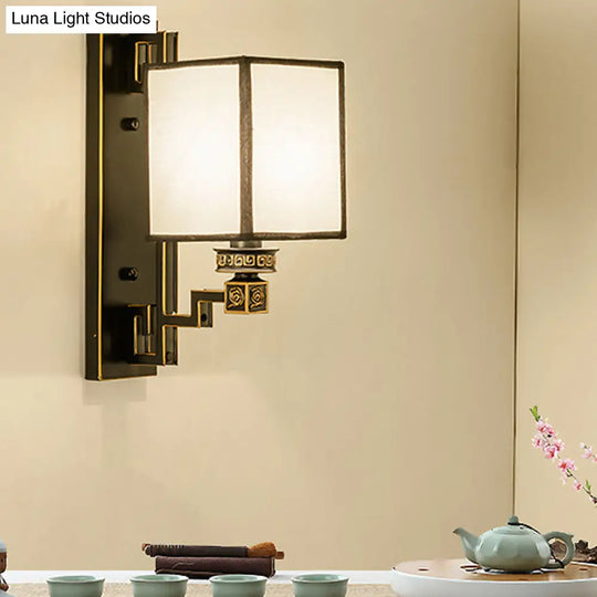 Traditional Style White Fabric Wall Sconce For Living Room