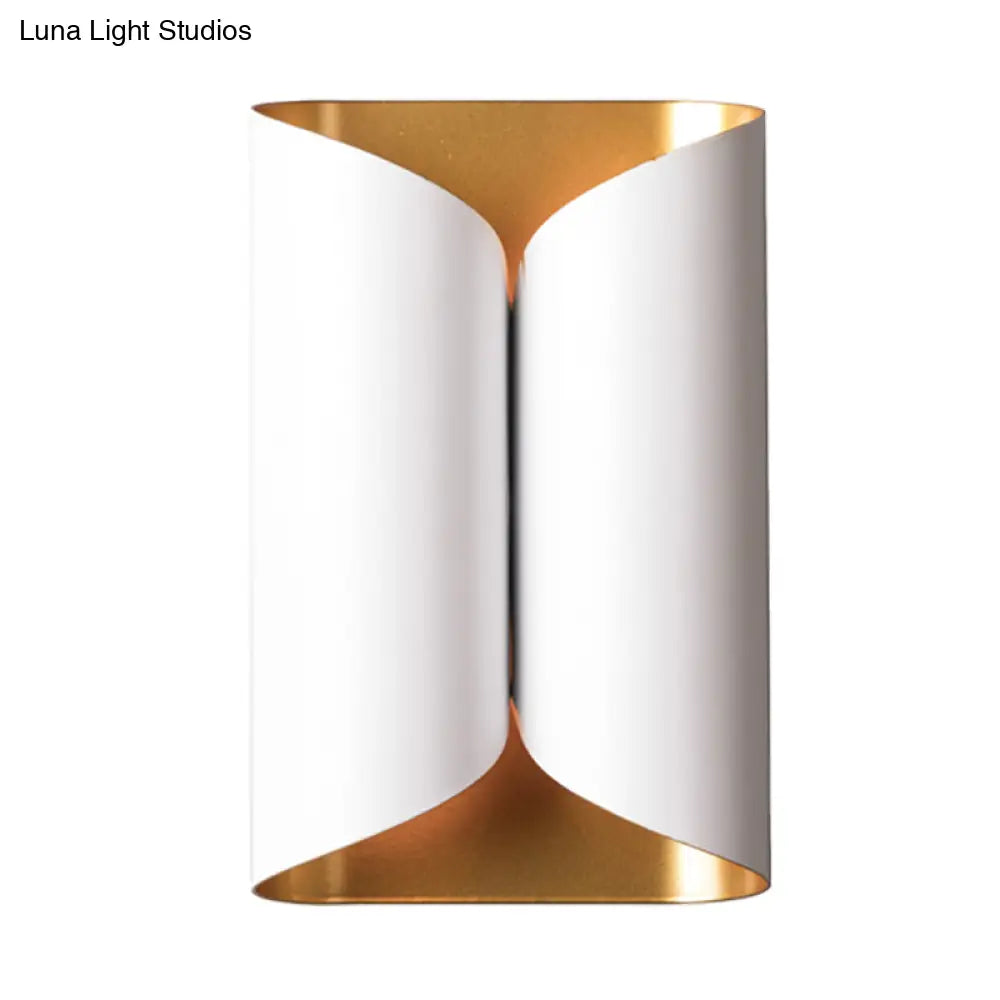 Traditional Twist Wall Lamp: Metal 2-Head Sconce Light In White For Living Room